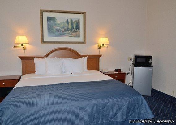 Clarion Hotel & Conference Center นอร์ทแธมป์ตัน ภายนอก รูปภาพ